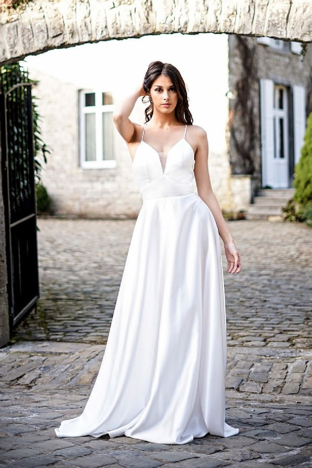 Eva & Lola Biele lesklé šaty na ramienka Veľkosť: S