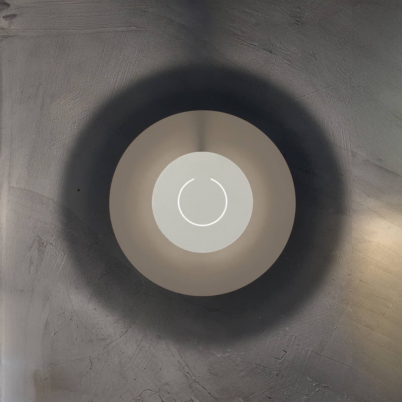 Knikerboker LED nástenné svetlo DoppioZero, krémová/biela, Ø 30 cm