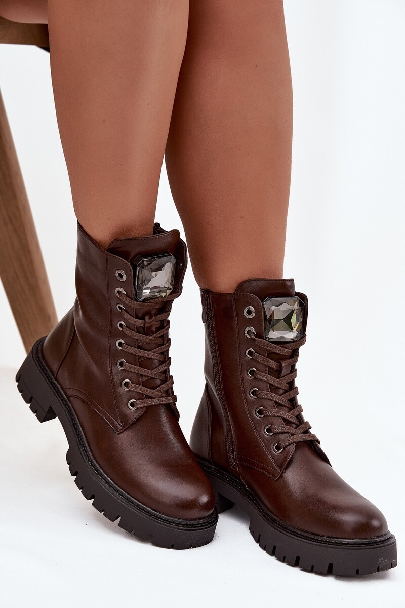 Dámske workery s dekoráciou z eko kože