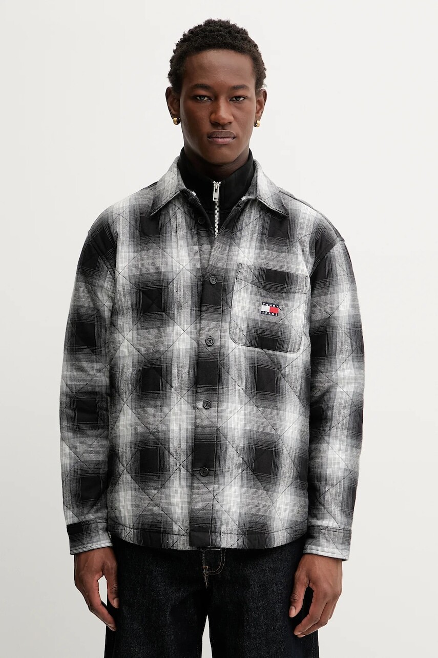 Bavlnená bunda Tommy Jeans čierna farba, prechodná, DM0DM22014