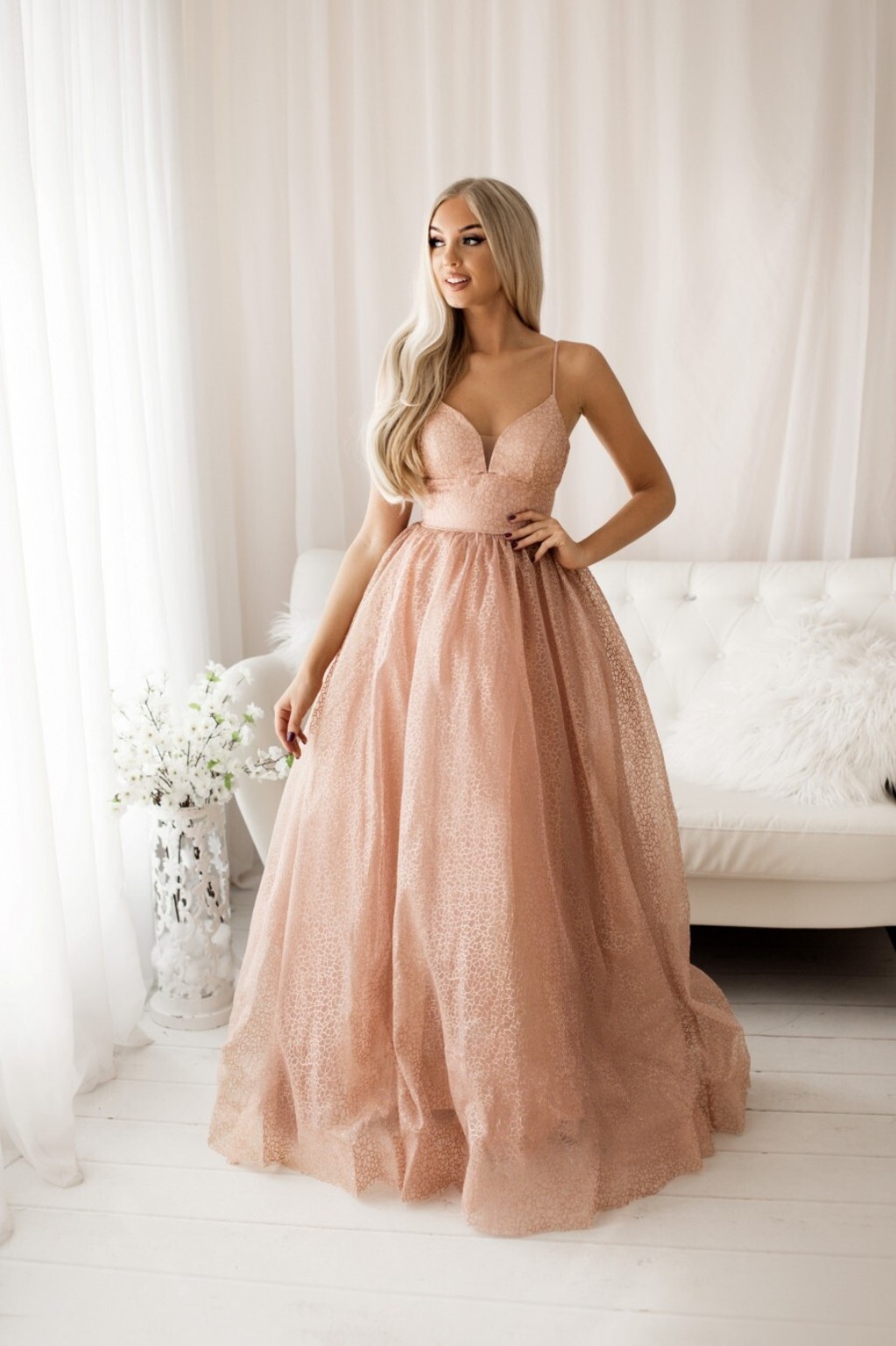 Eva & Lola Staroružové trblietavé šaty na ramienka Veľkosť: M