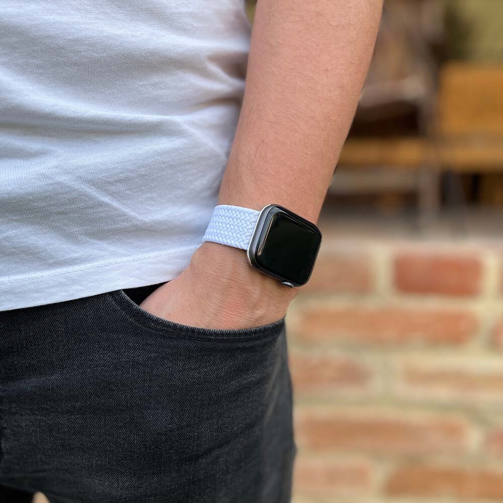 Marvelli - Pletený navliekací remienok pre Apple Watch - Biely Veľkosť: 42/44/45/46/49mm, Obvod: S (menší až stredný obvod zápästia), Farba: Biela