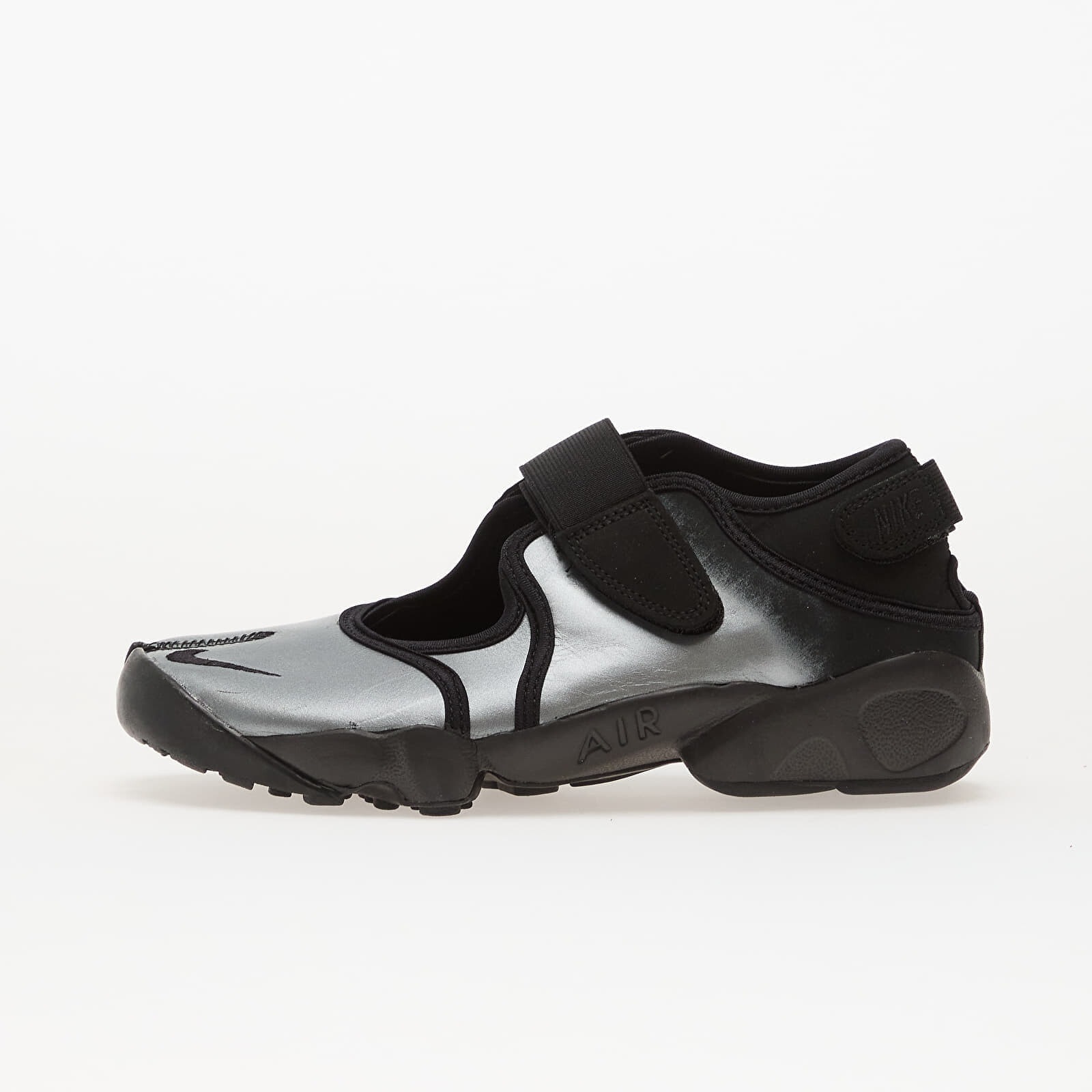 Tenisky Nike Wmns Air Rift Ltr Mtlc Silver/ Black EUR 35.5