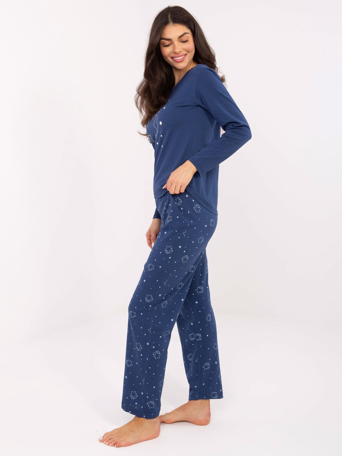 Dámske pyžamo v tmavomodrej farbe