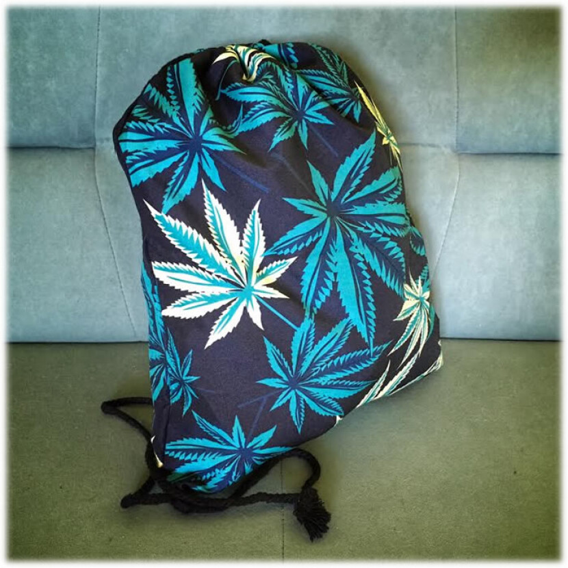 Vak na chrbát Listy - čierny-zelený