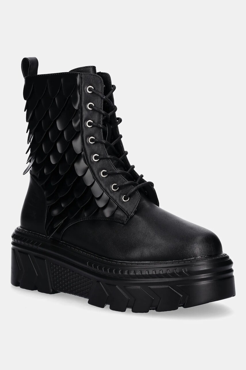 Workery Koi Footwear Draco Scale čierna farba, na platforme