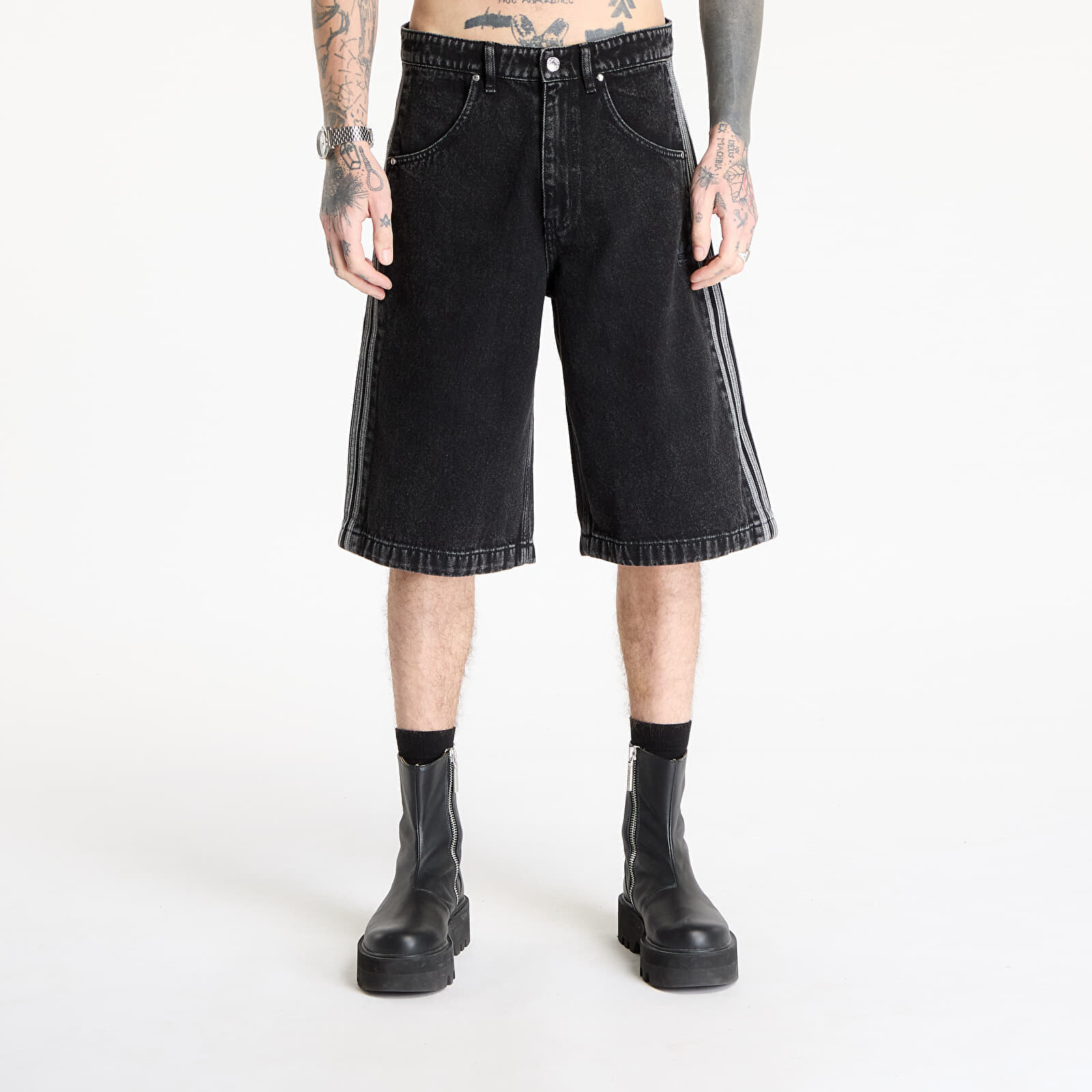 Šortky adidas Firebird Adicolor Denim Shorts True Black Denim 36