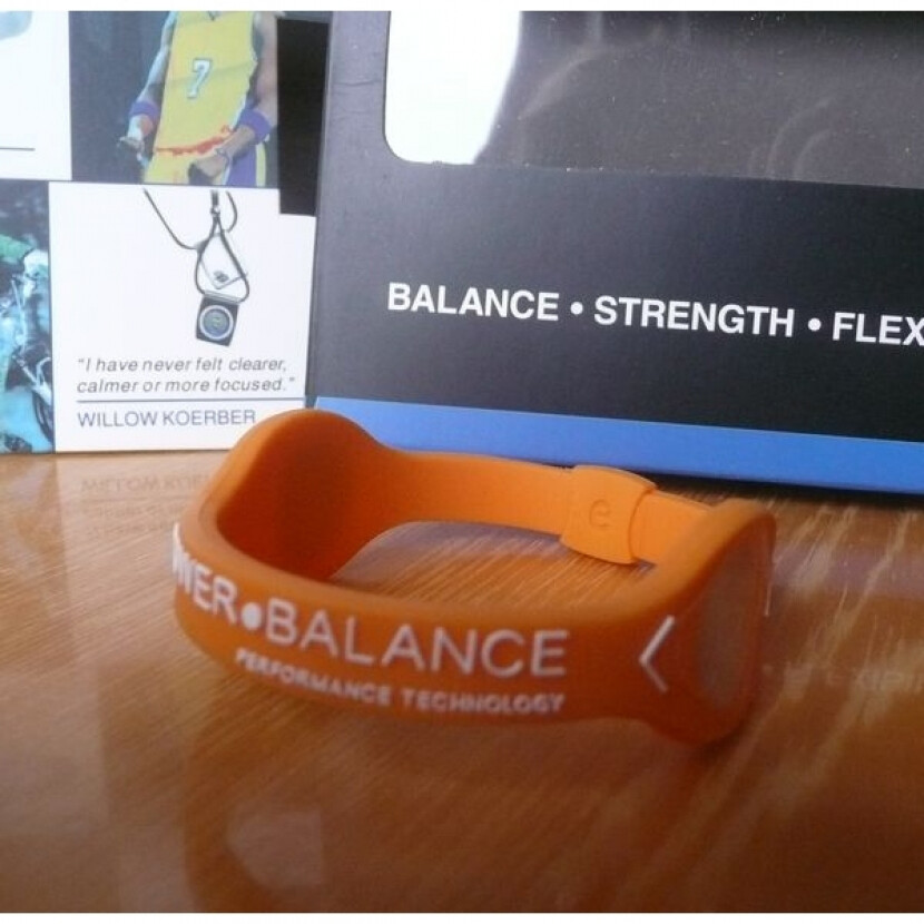 Balančný náramok s hologramom Power Balance - oranžový-biely, XS