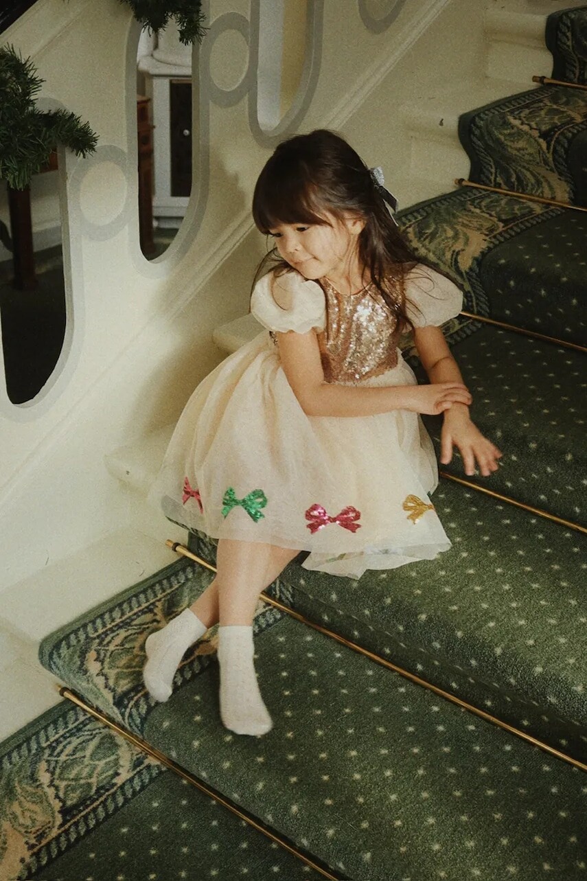 Dievčenské šaty Konges Sløjd MEI DRESS béžová farba, mini, áčkový strih, KS104370