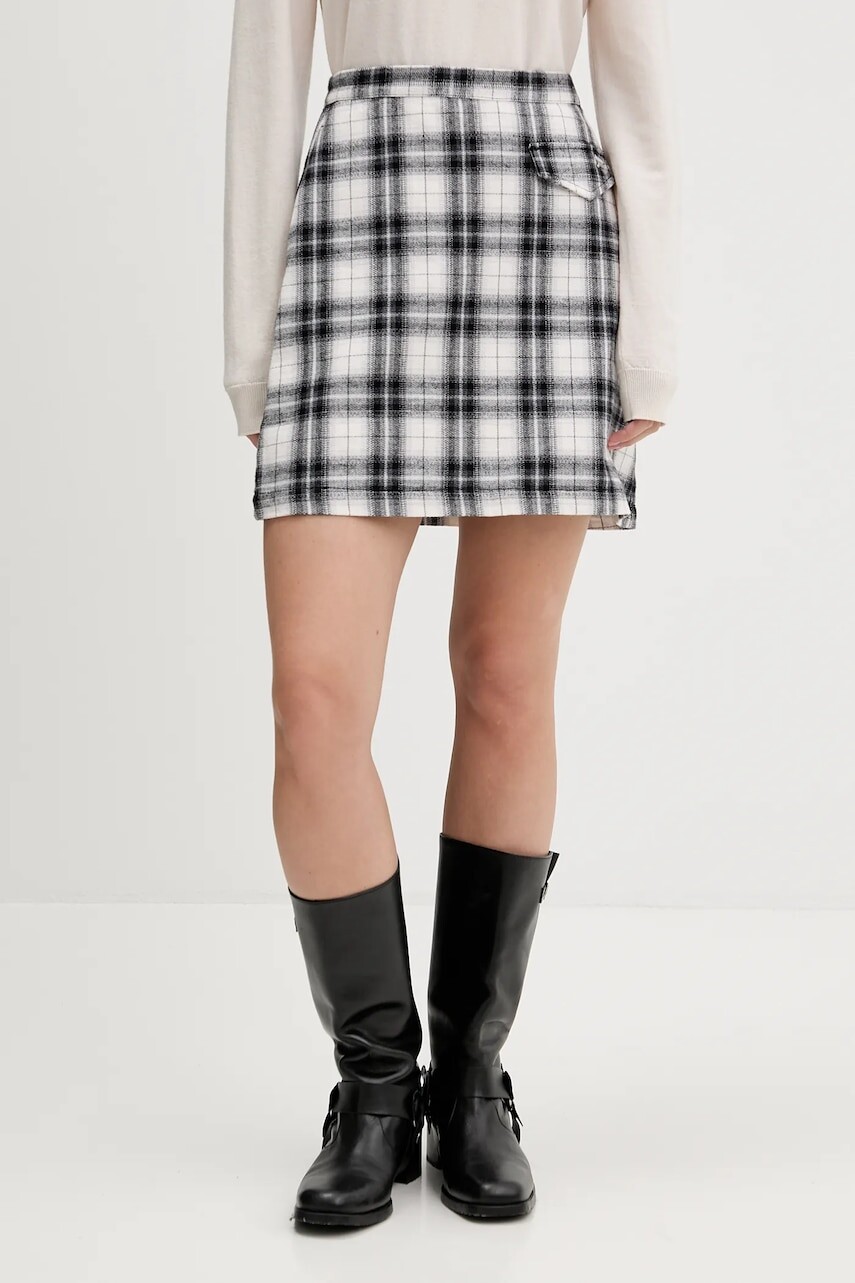 Bavlnená sukňa Tommy Jeans čierna farba, mini, rovný strih, DW0DW21461