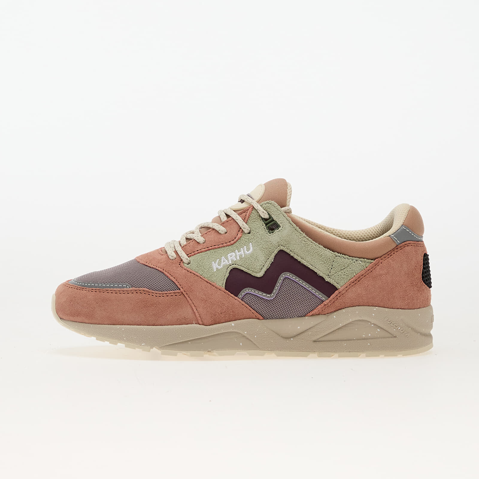 Tenisky Karhu Aria 95 Warm Taupe/ Fig EUR 41.5