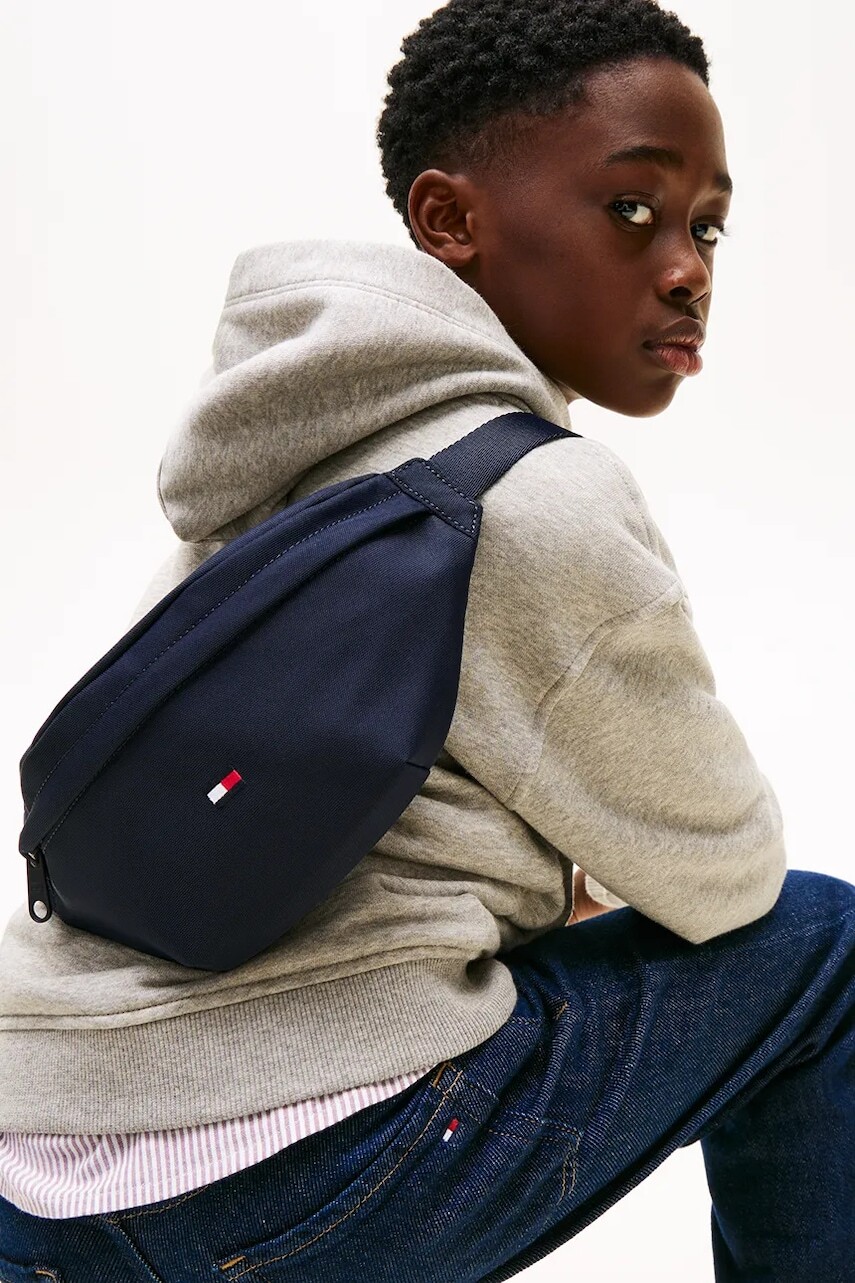 Detská ľadvinka Tommy Hilfiger tmavomodrá farba, KA0KA00024