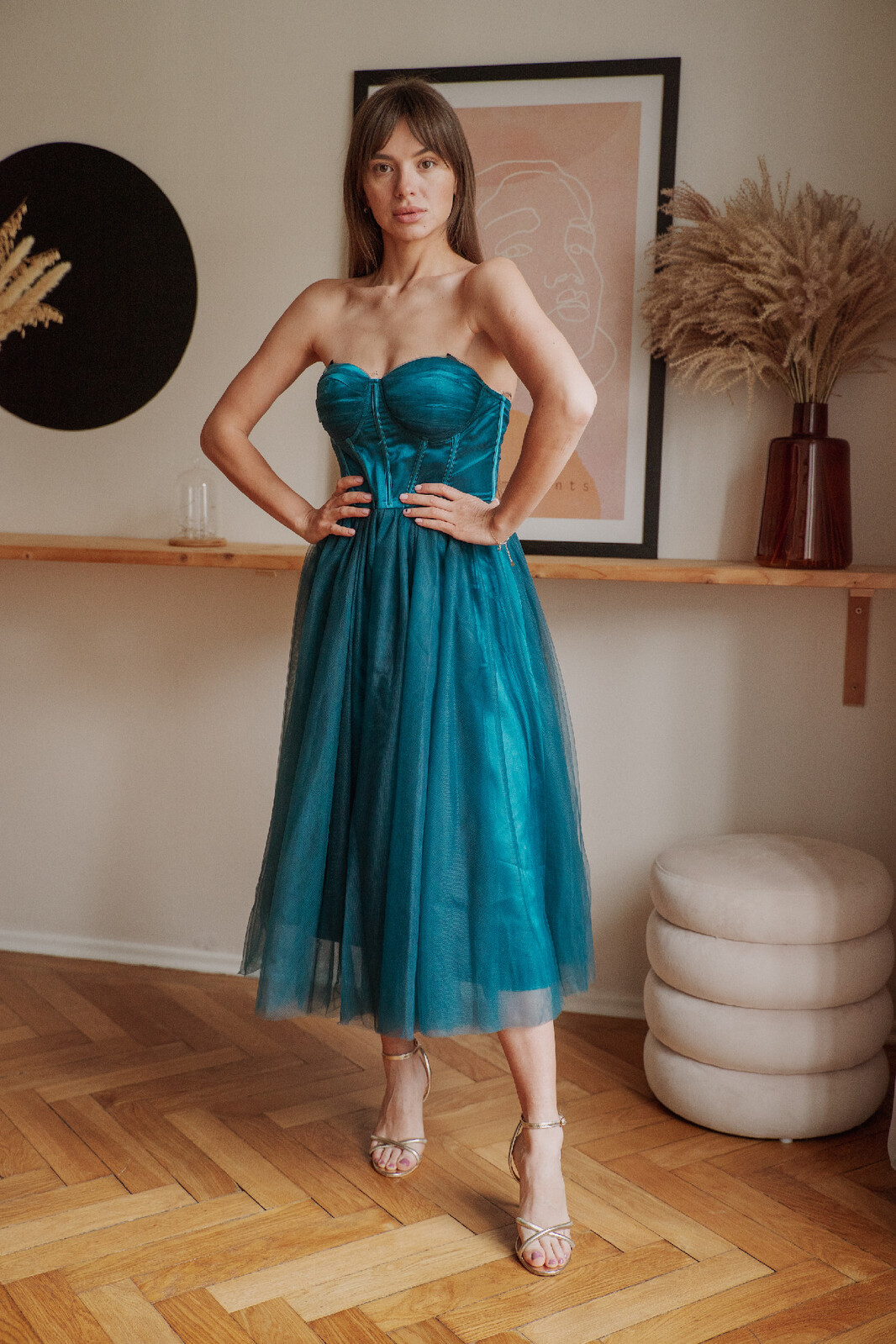 Eva & Lola Petrolejové midi šaty s korzetom a tylovou sukňou Veľkosť: M