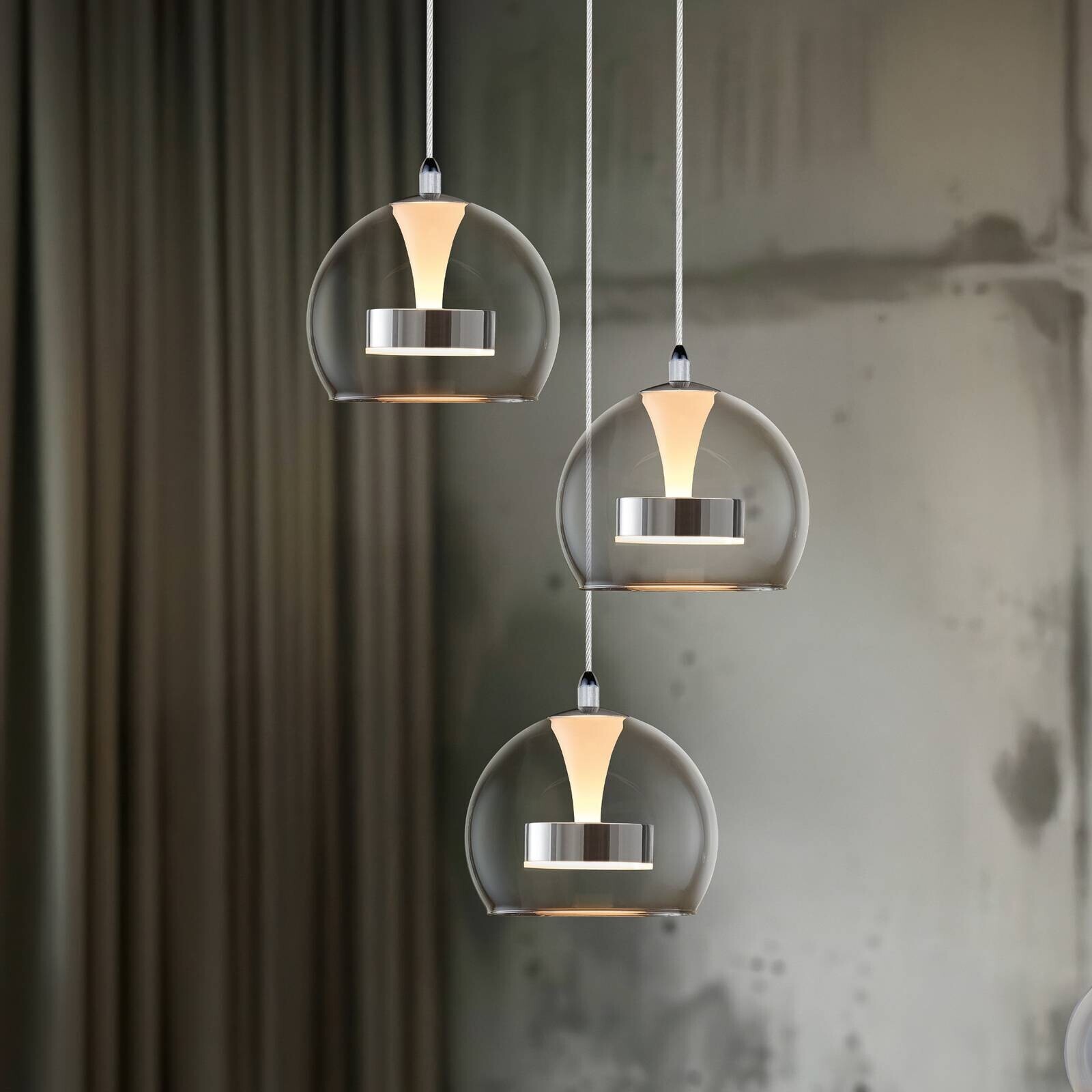 LED závesné svietidlo Flynt, Ø 42 cm, chrómová farba, kov CCT 3-pl.