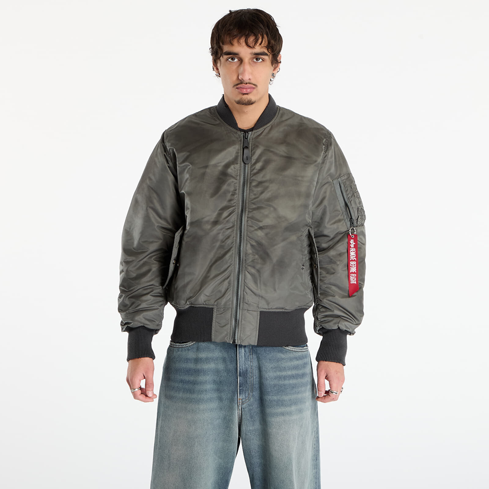 Bunda Alpha Industries MA-1 Distressed Vintage Green M