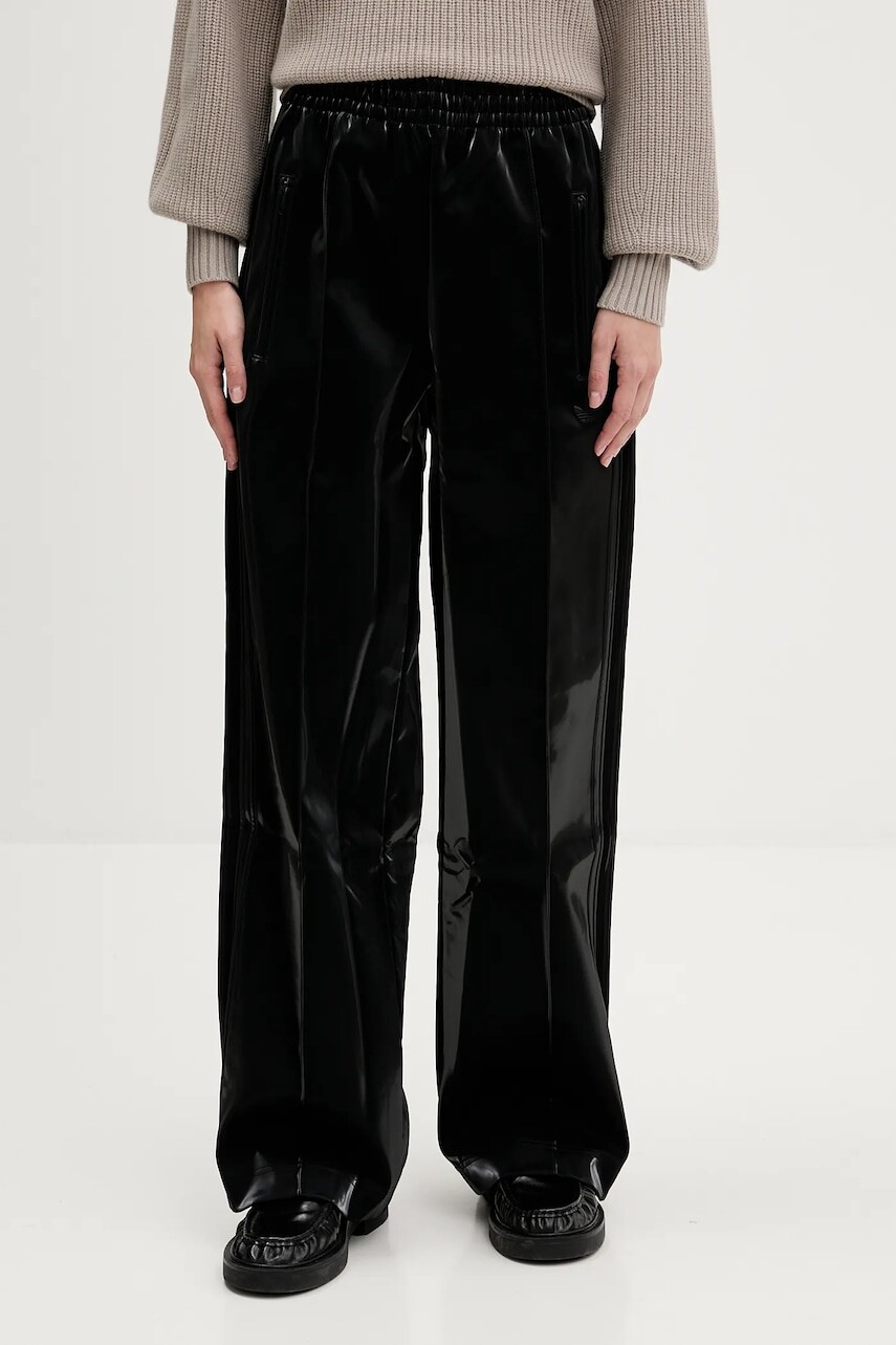 Tepláky adidas Originals Holiday Tp čierna farba, jednofarebná, JV7503