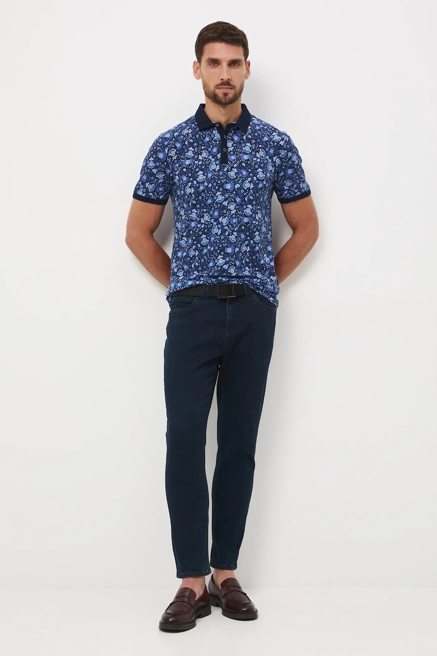 Medicine tmavomodrá farba, vzorovaná