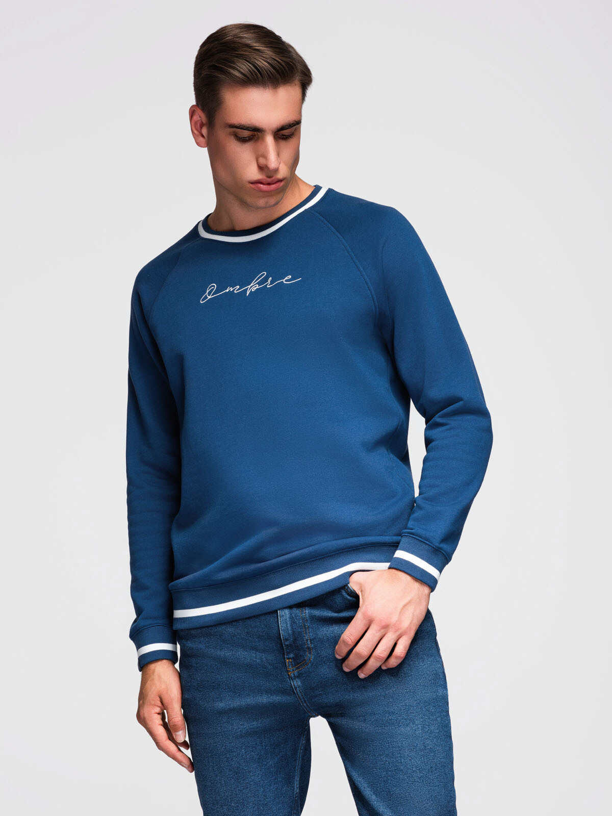 Ombre Men's raglan sleeve sweatshirt with contrasting details - dark blue
