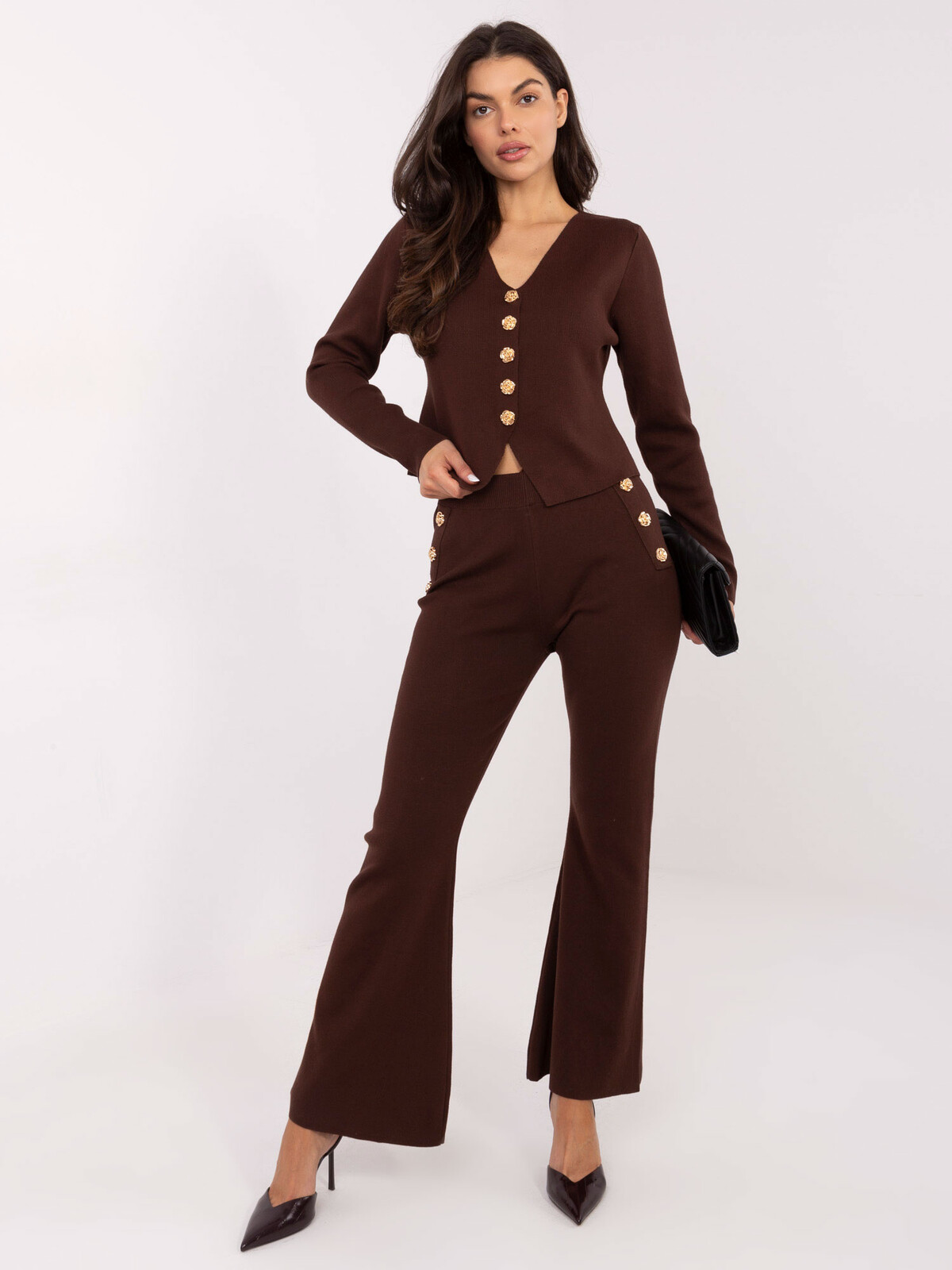 Hnedý dámsky komplet s gombíkmi