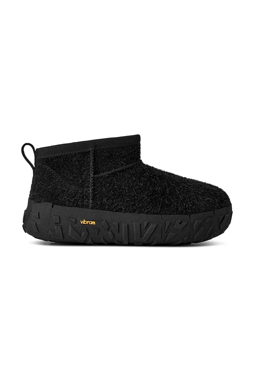 Semišové snehule UGG Classic Ultra Mini Wrap Tech čierna farba, 1171115.BLK