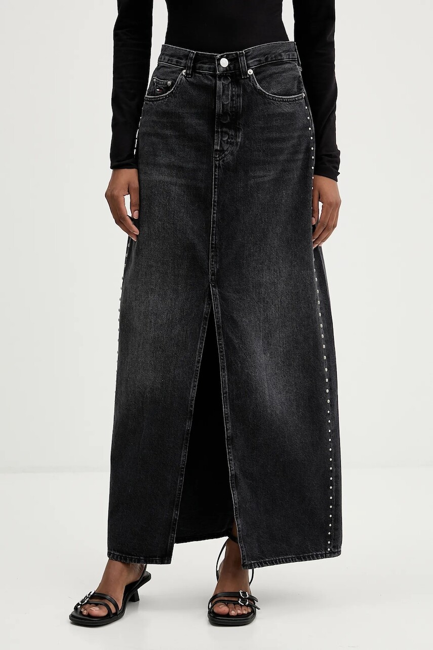 Rifľová sukňa Tommy Jeans čierna farba, maxi, rovný strih, DW0DW21576