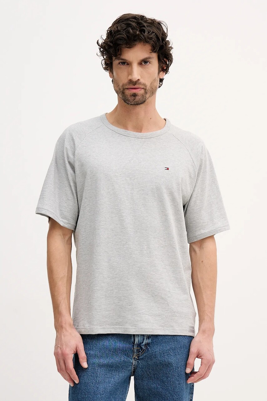 Bavlnené tričko Tommy Hilfiger pánske, šedá farba, jednofarebné, UM0UM03605