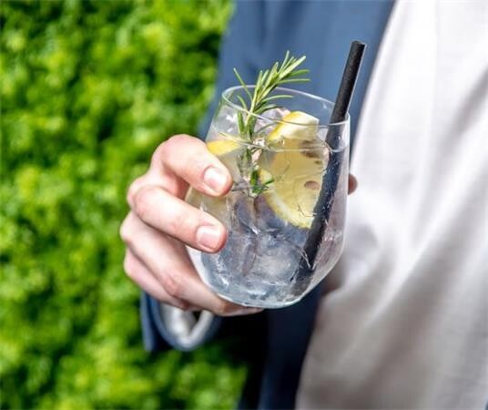 REFORK - Slamka z prírodného materiálu 6x140, black, 200ks