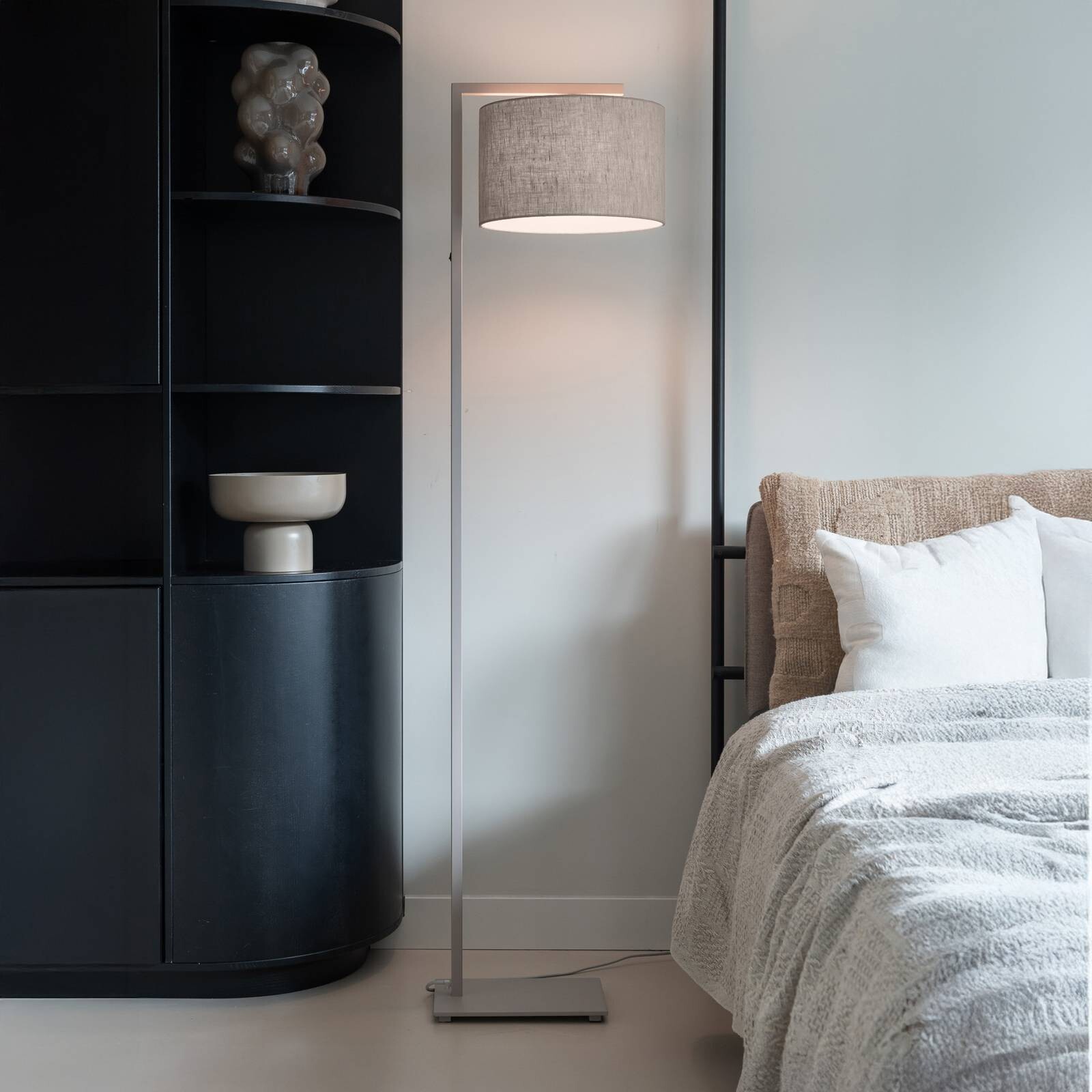 It's about RoMi Stojacia lampa Boston Ø32cm tmavošedá/piesková