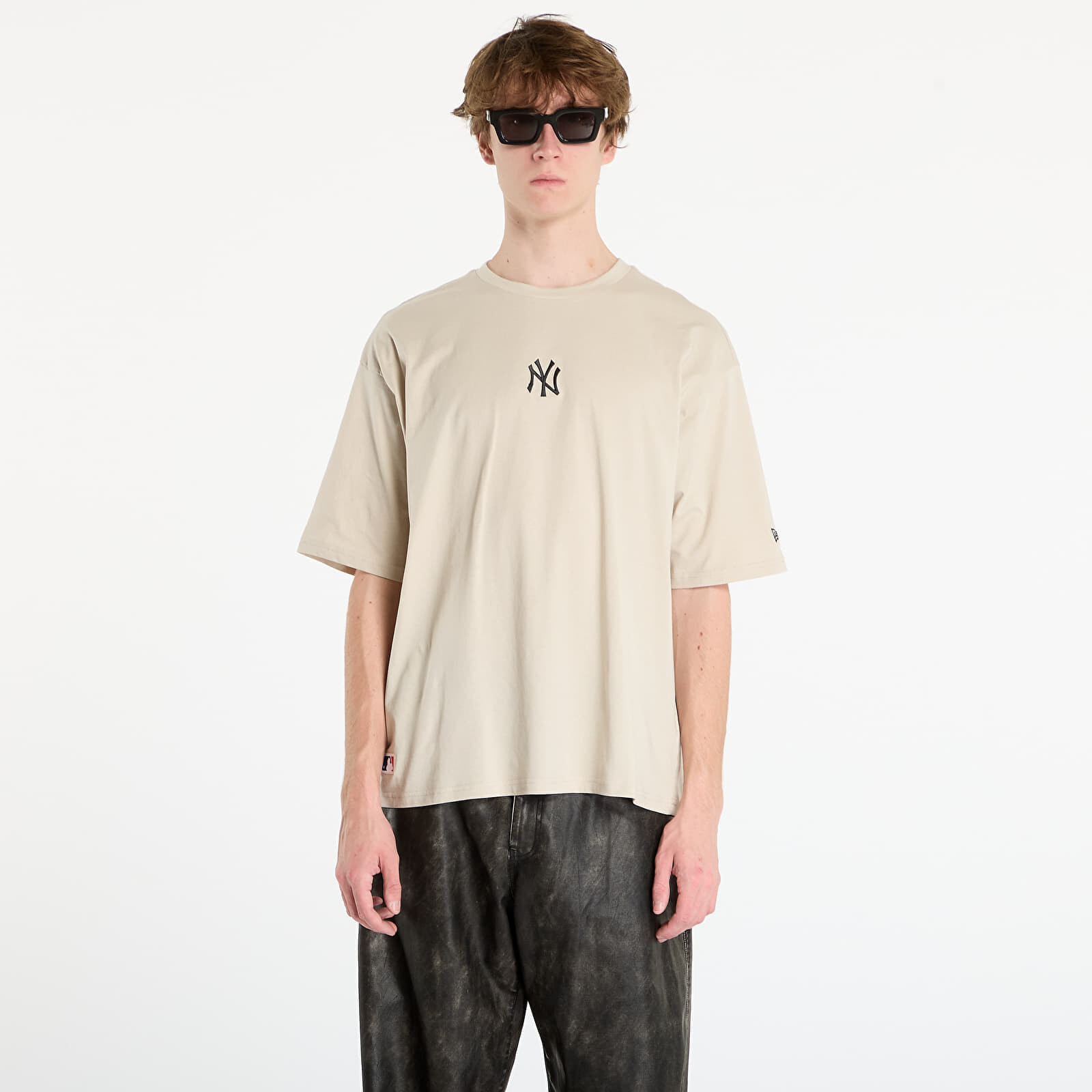 Tričko New Era MLB Nos Le Midi Os Tee New York Yankees UNISEX Stone XL