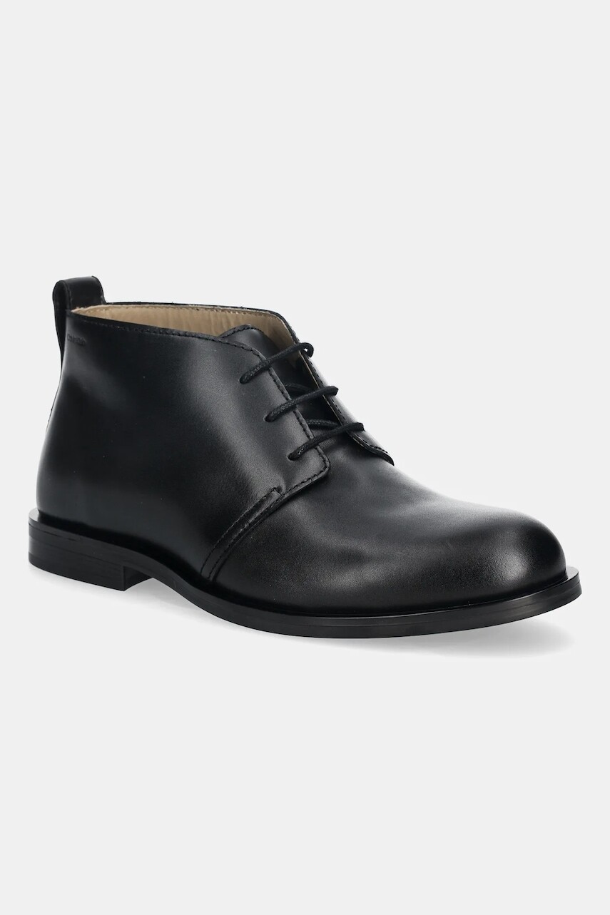 Kožené poltopánky Calvin Klein ESS RUBBER DESERT BOOT LTH čierna farba, HM0HM01979