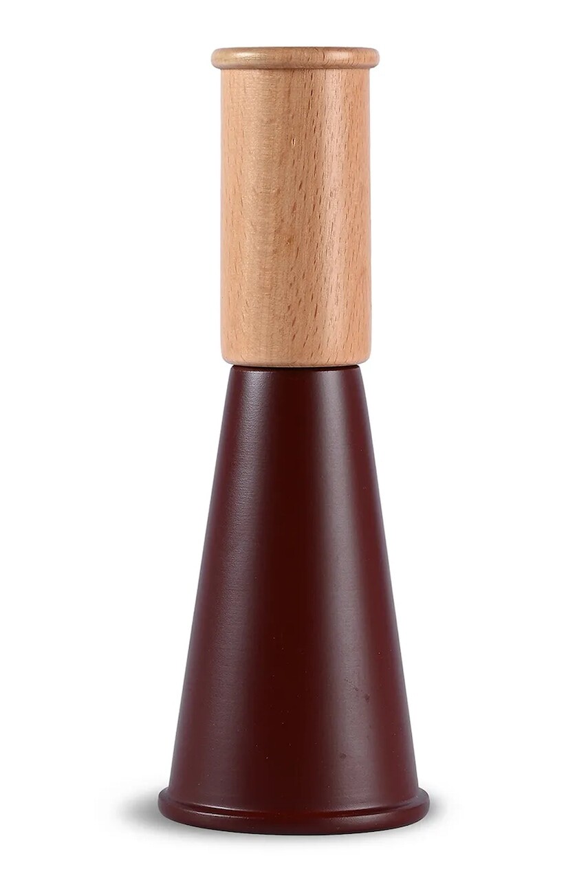 Mlynček Sagaform 20,5 cm M bordová farba