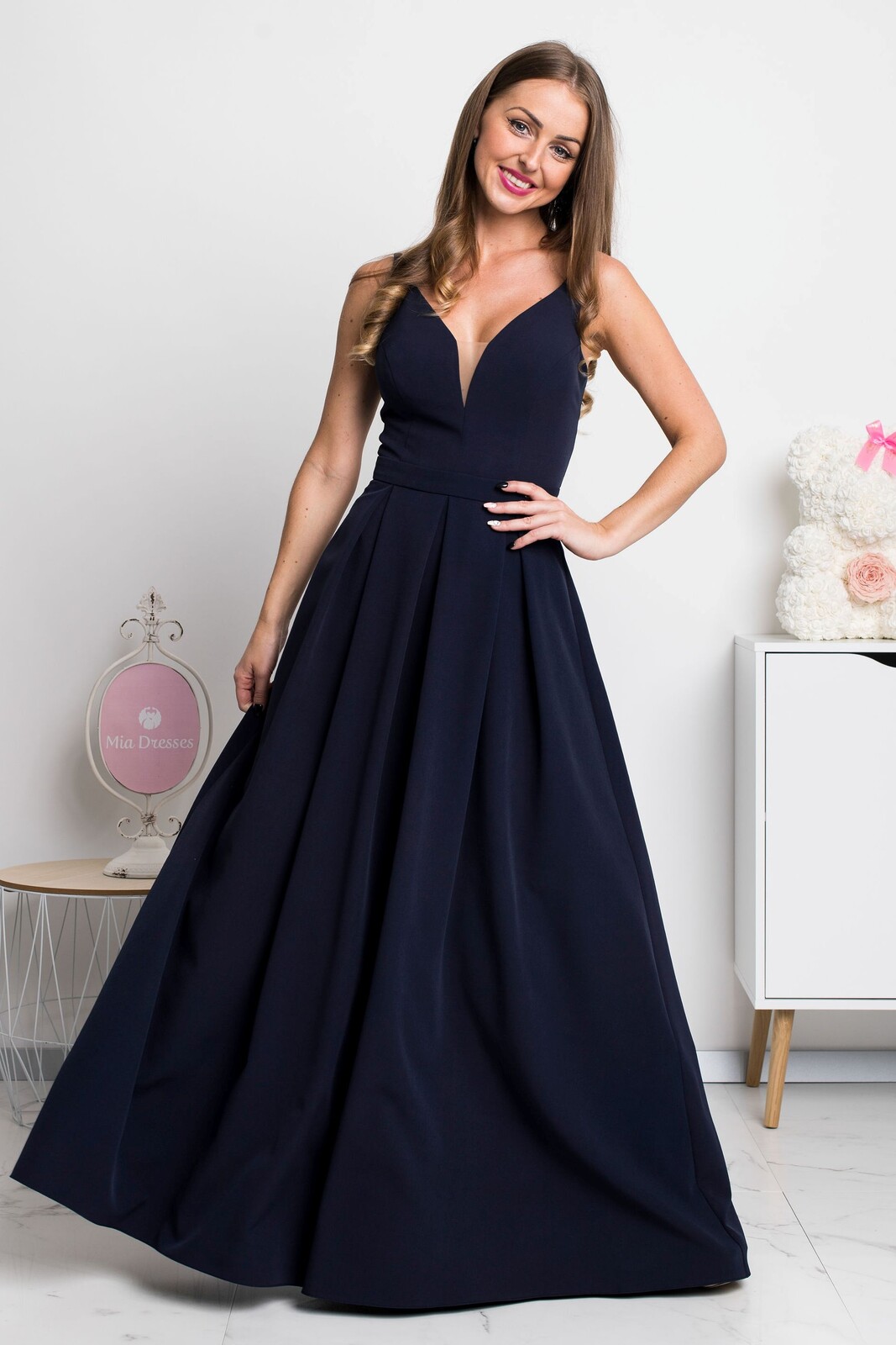 Parisse Tmavomodré dlhé spoločenské šaty Veľkosť: S