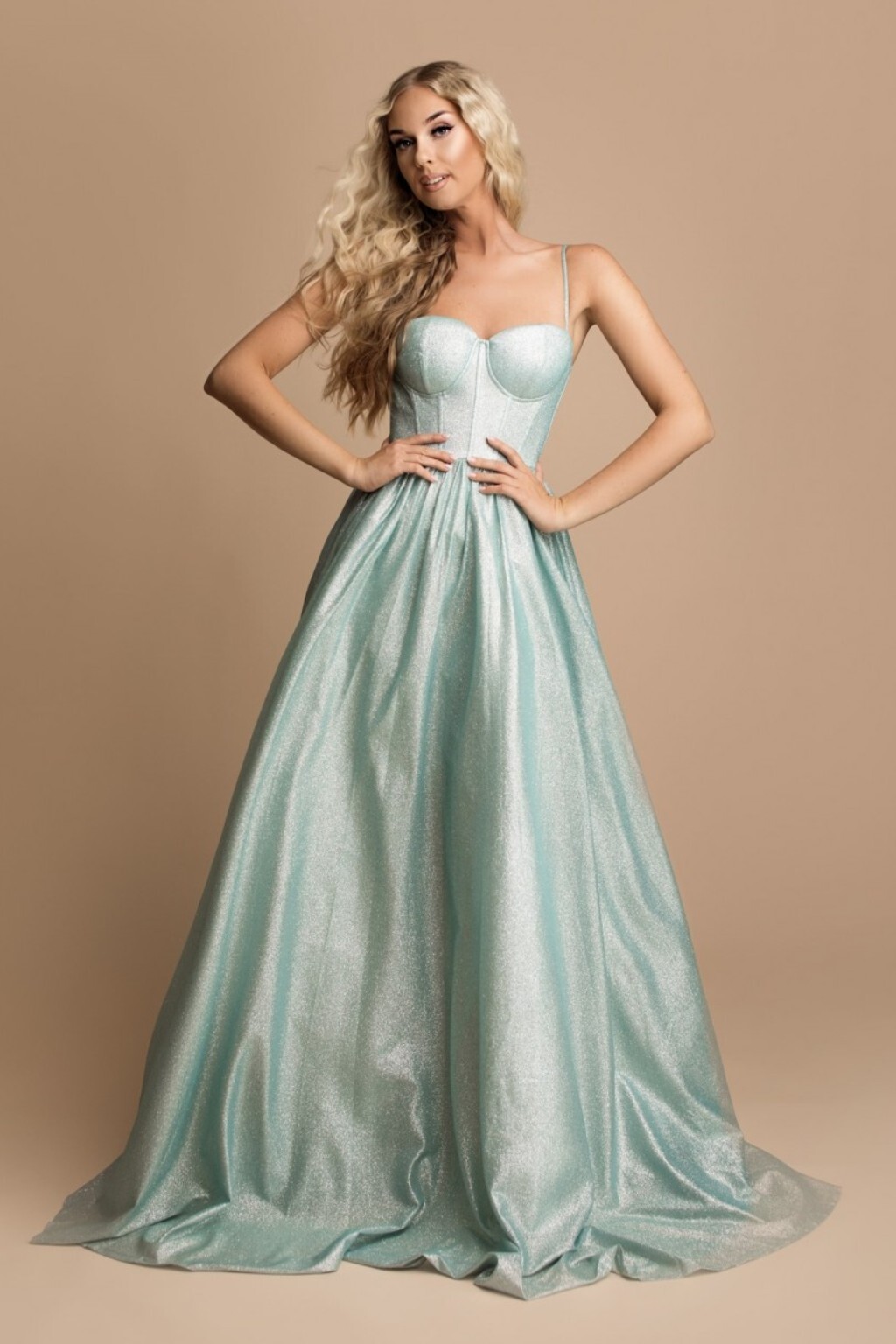 Eva & Lola Mentolové trblietavé spoločenské šaty Veľkosť: L