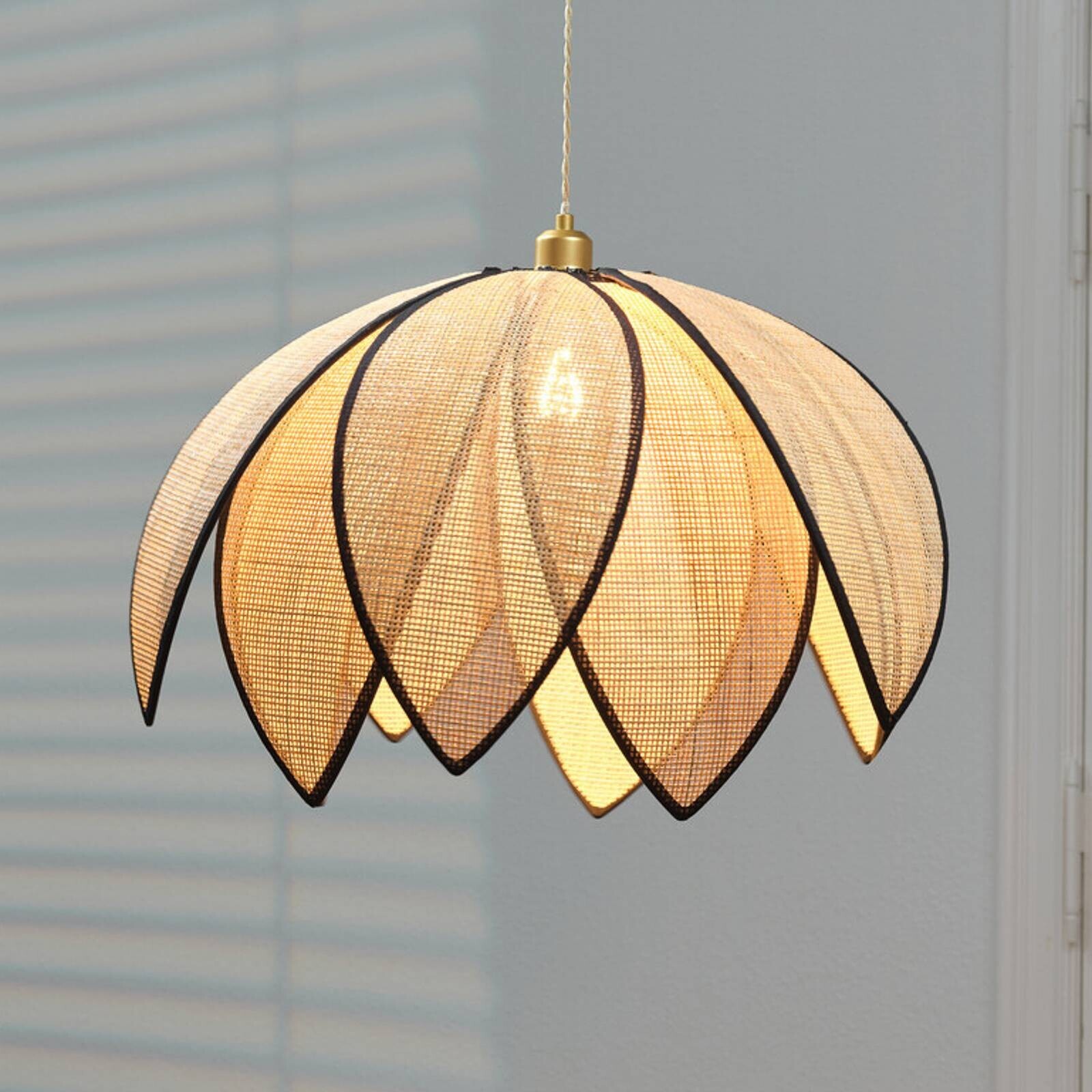 OSRAM závesné svietidlo Decor Rattan Lotus, Ø 67 cm, béžová, E27