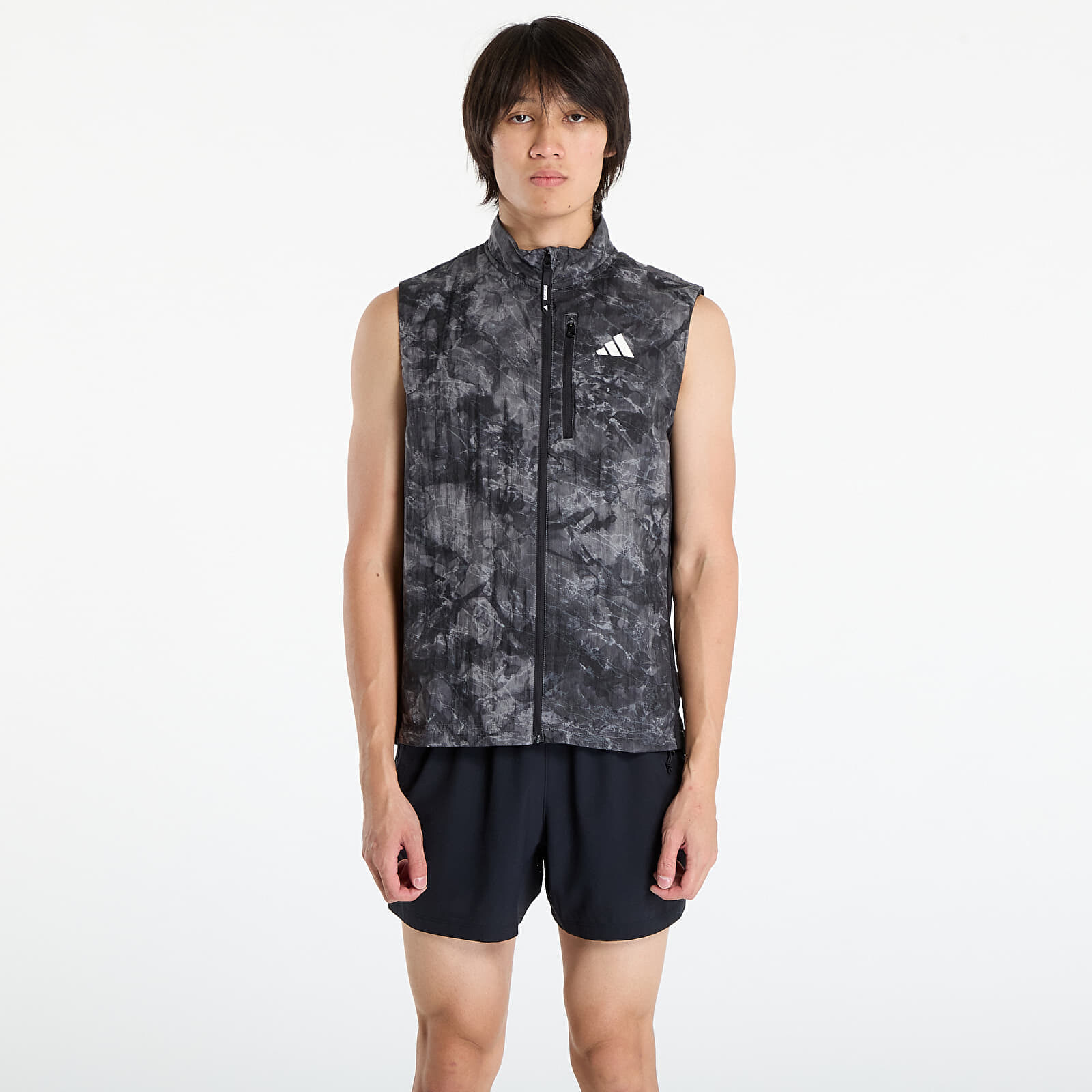 Vesta adidas Own The Run Spray Dye Vest Grey Four L