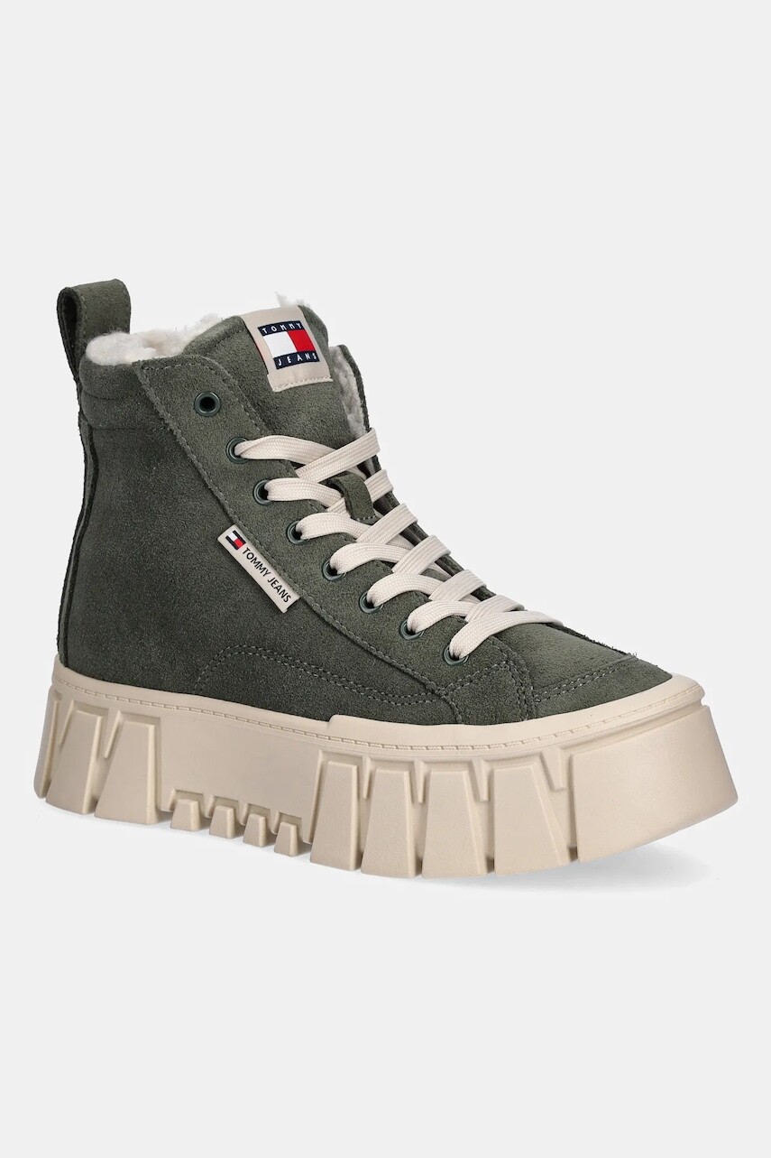 Semišové topánky Tommy Jeans TJW VULC FLATFORM SUEDE WL zelená farba, na platforme, jemne zateplené, EN0EN02894