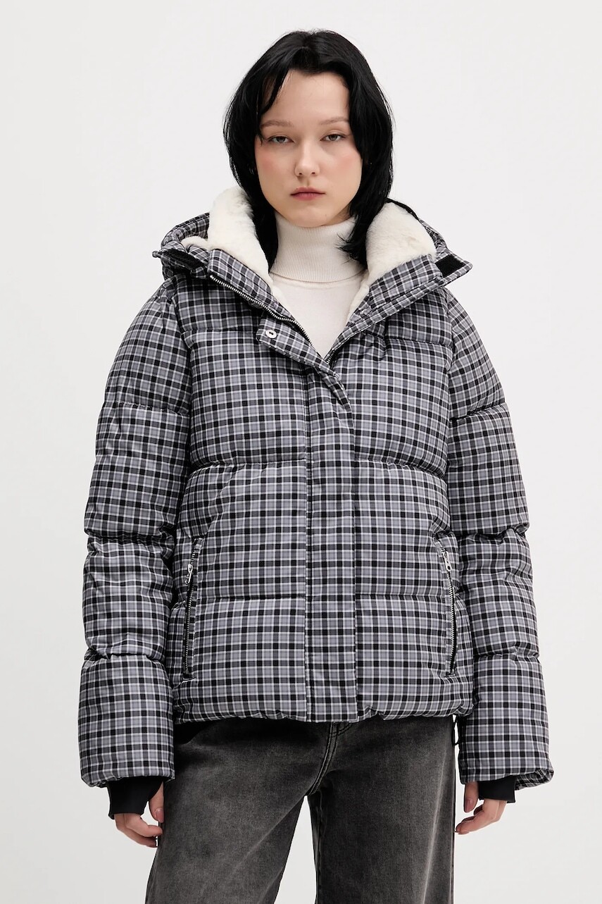 Bunda Hollister Co. čierna farba, zimná, KI344-5066-910