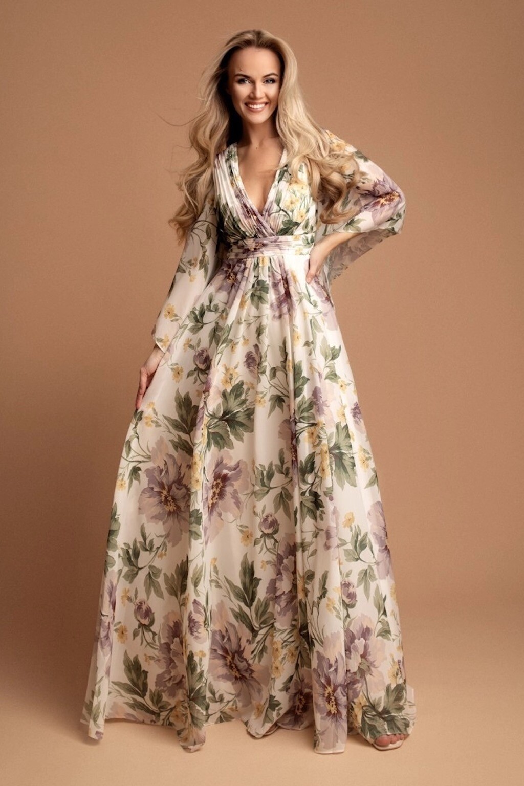 Eva & Lola Smotanové kvetinové šaty s voľnými rukávmi Veľkosť: XL