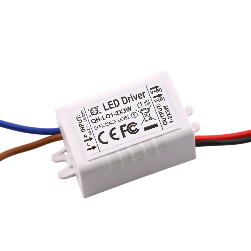 Napájací zdroj pre 1-2ks 3 LED, 2-7V, 650mA