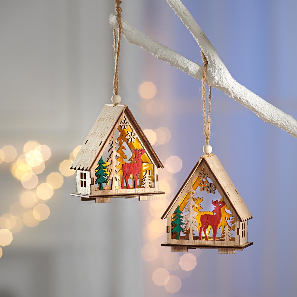 LED závesná dekorácia Lesný domček