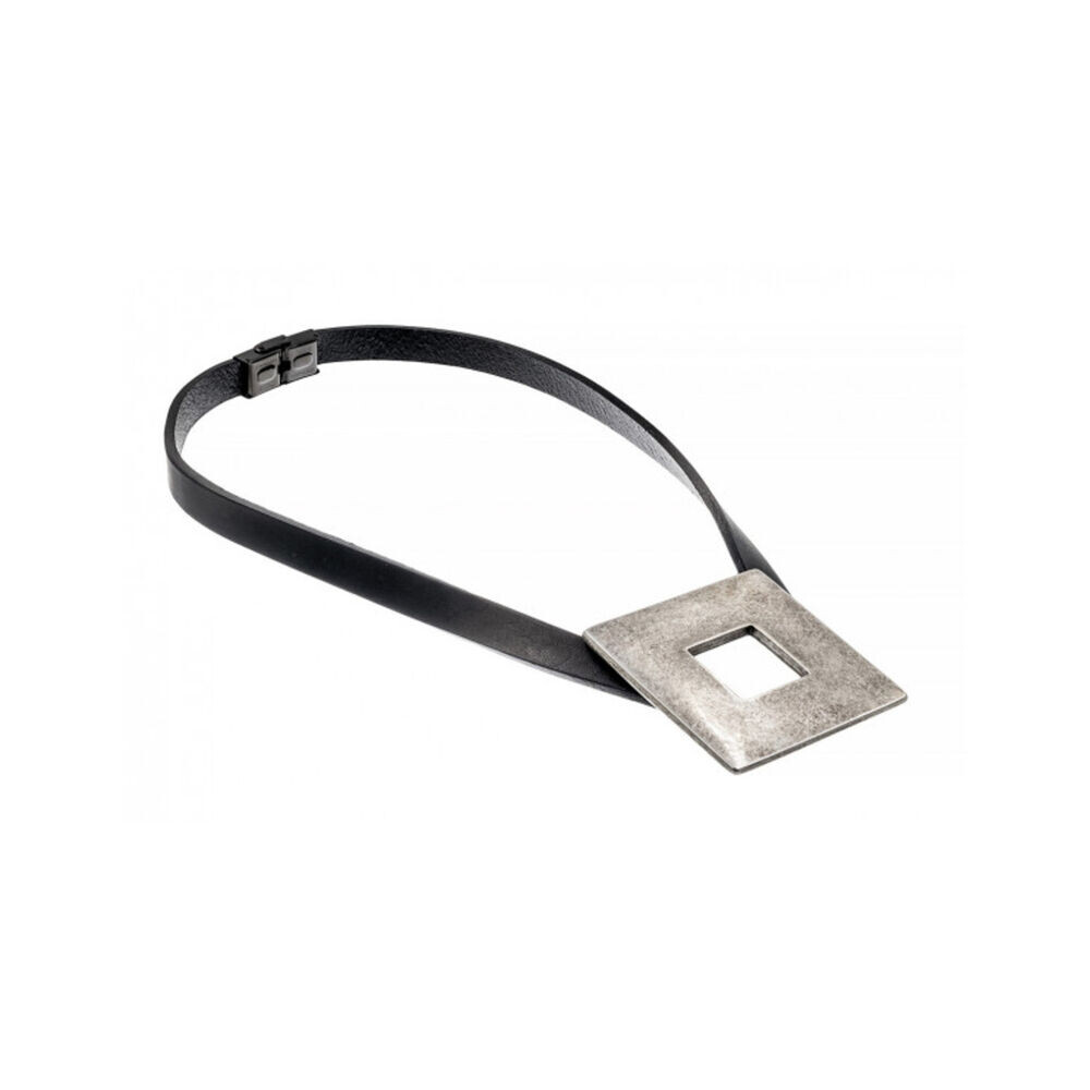 Kožený náhrdelník dámsky s príveskom - matným štvorcom 18660