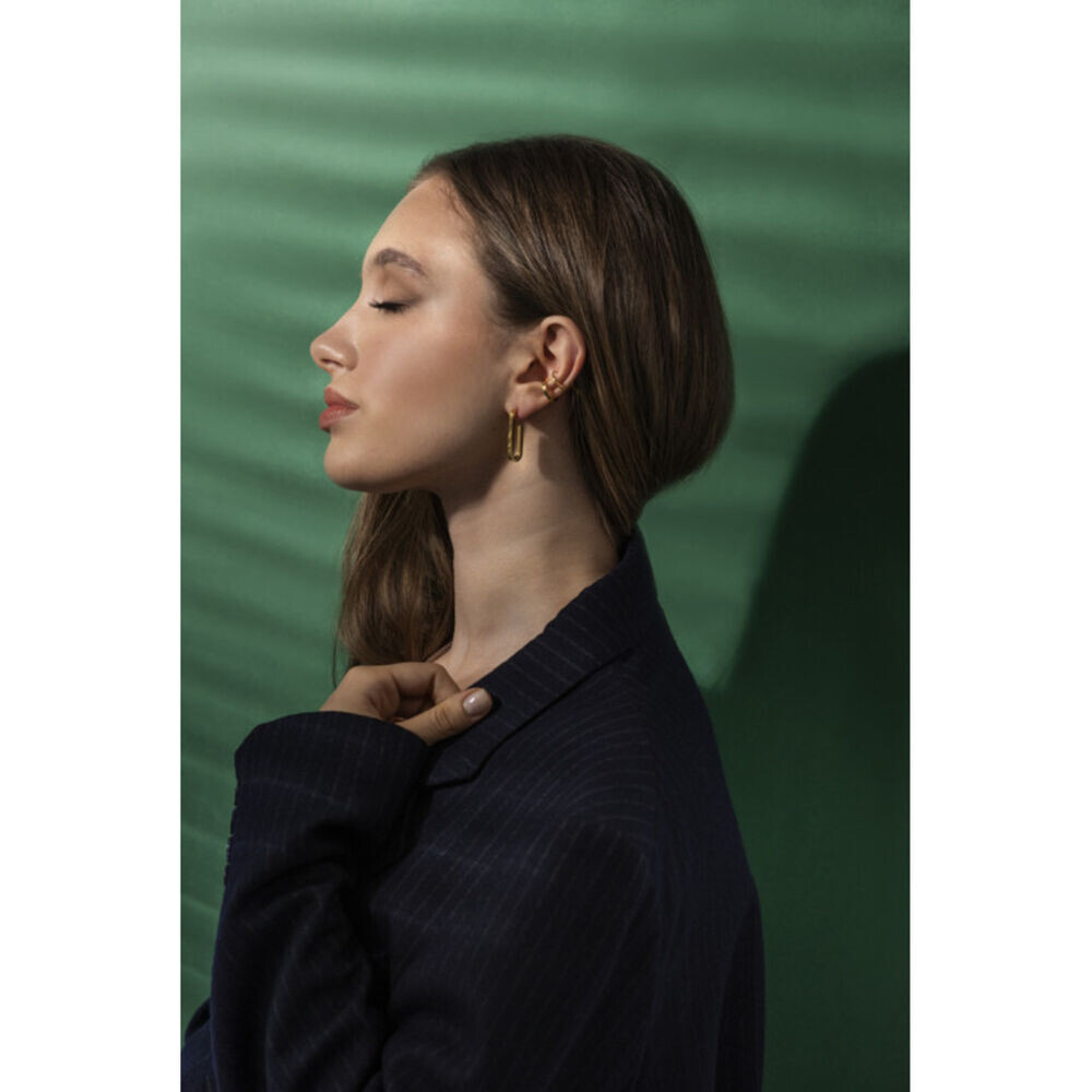 Minimalistická záušnica z pozlátenej chirurgickej ocele - 2,5 mm 18927