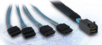 Intertech (SFF-8643) Mini-SAS HD na 4× SATA, 0,5 m