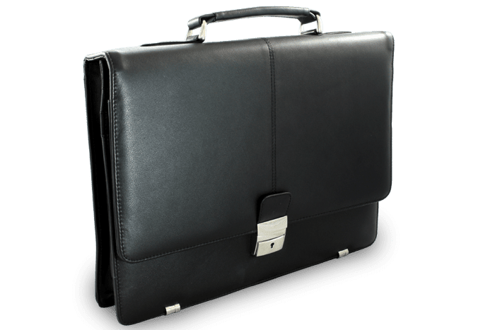 Čierna kožená aktovka s jednou veľkou vnútornou priehradkou