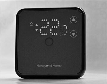 Honeywell Home DT3, drôtový termostat, čierny