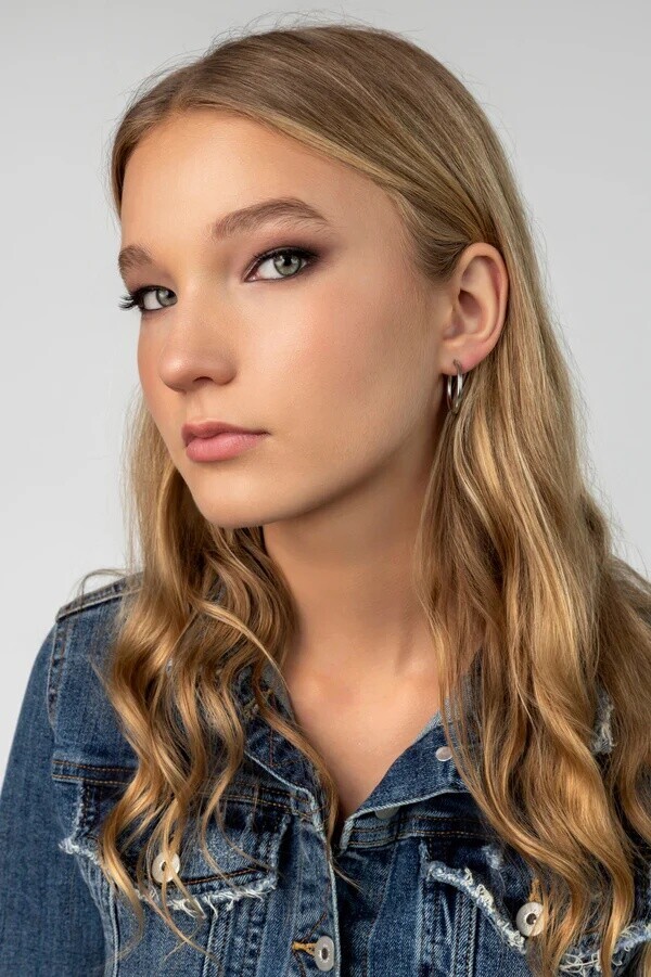 Emily Westwood Elegantné kruhy z ocele EWE25039S 2,1 cm