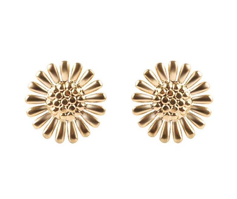 Emily Westwood Kytičkové pozlátené náušnice Lorania Gold EWE250291G