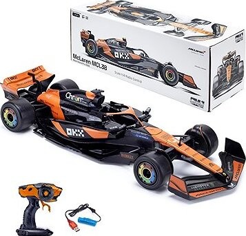 CMJ McLaren MCL38 1 : 14, licencia F1 Norris & Piastri