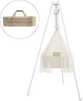 Membantu Sada s kolískou 1, prírodný