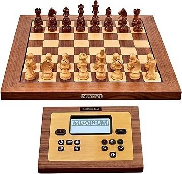 Millenium Chess Classics Exclusive – stolový elektronický šach